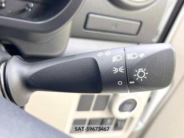 Toyota PASSO 2021-03 235738-6
