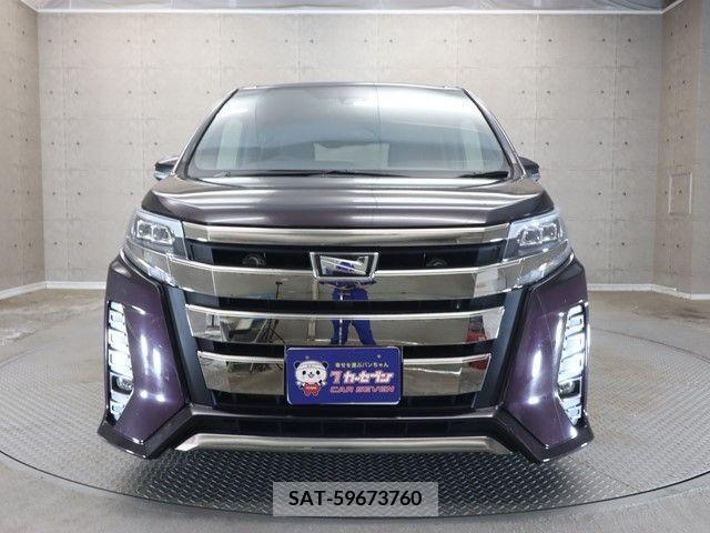 Toyota NOAH 2018-01 331468-20