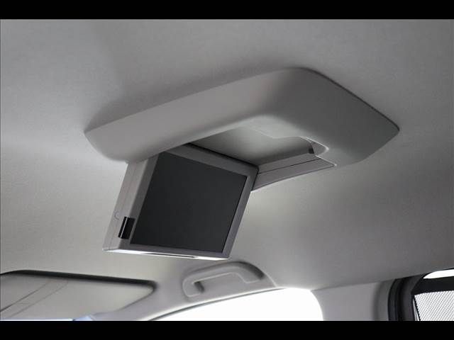 Honda e 2015-04 13132-28