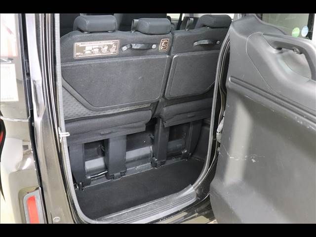 Honda e 2015-04 13132-13