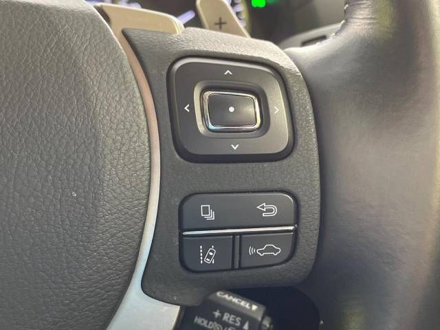 Lexus NX 2018-03 19983-5