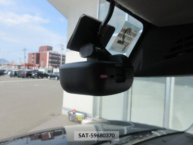 Suzuki X BEE 2019-02 265303-18