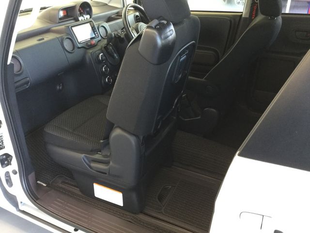 Toyota PORTE 2015-12 192765-18
