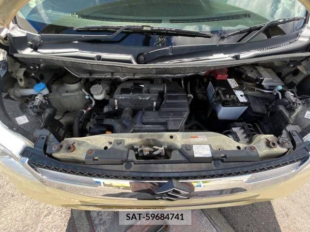 Suzuki SPACIA 2017-10 368507-18