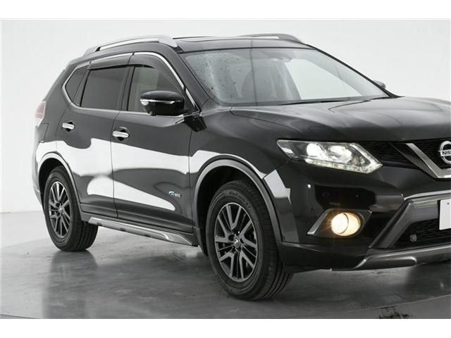 Nissan X-TRAIL 2016-08 23977-8