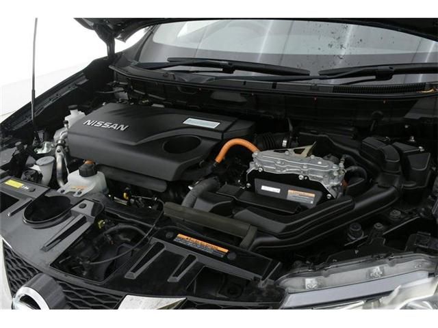 Nissan X-TRAIL 2016-08 23977-14