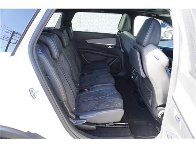 Peugeot 5008 2018-01 193152-9