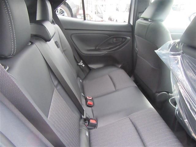 Toyota YARIS CROSS 2023-06 14209-7
