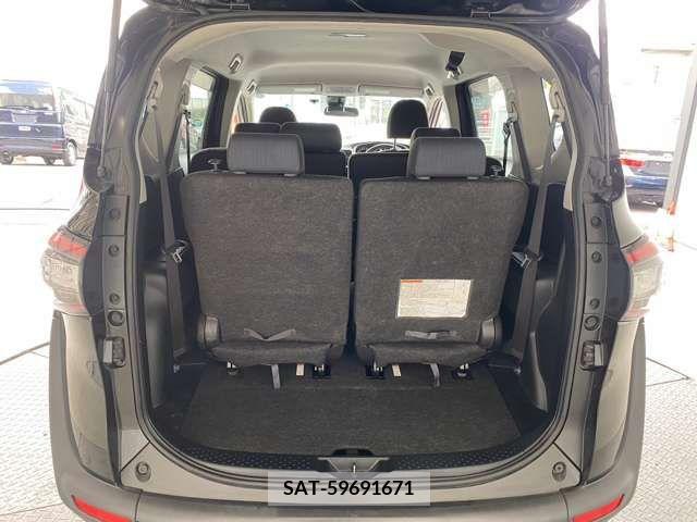 Toyota SIENTA 2017-07 385034-9