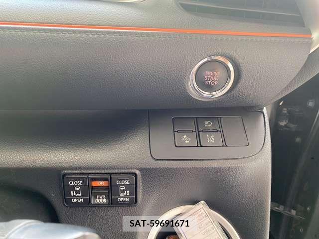 Toyota SIENTA 2017-07 385034-17