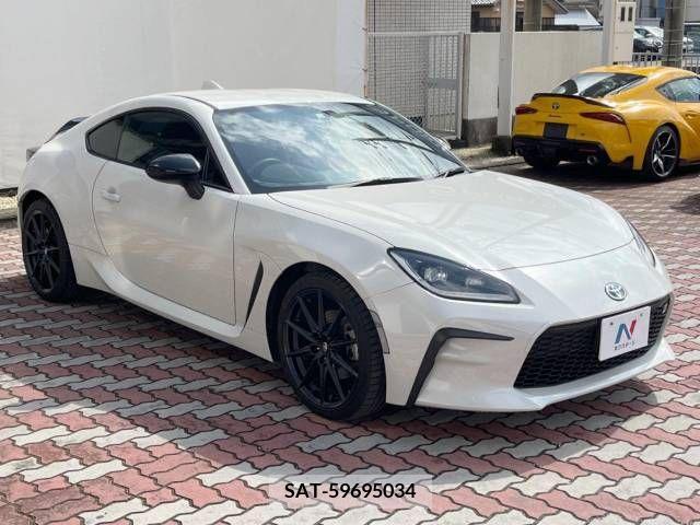 Toyota 86 2022-05 215256-16