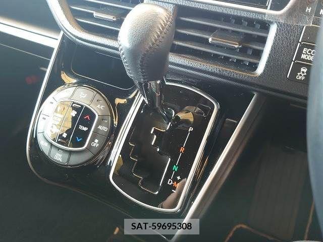 Toyota VOXY 2020-08 289889-11