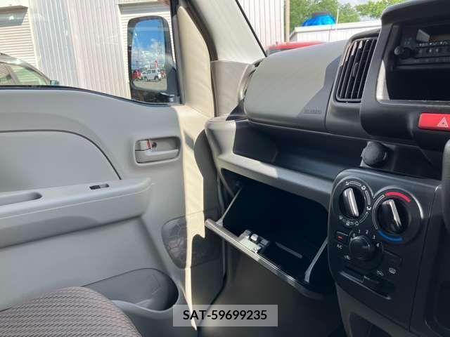 Mitsubishi MINICAB VAN 2017-04 325478-12