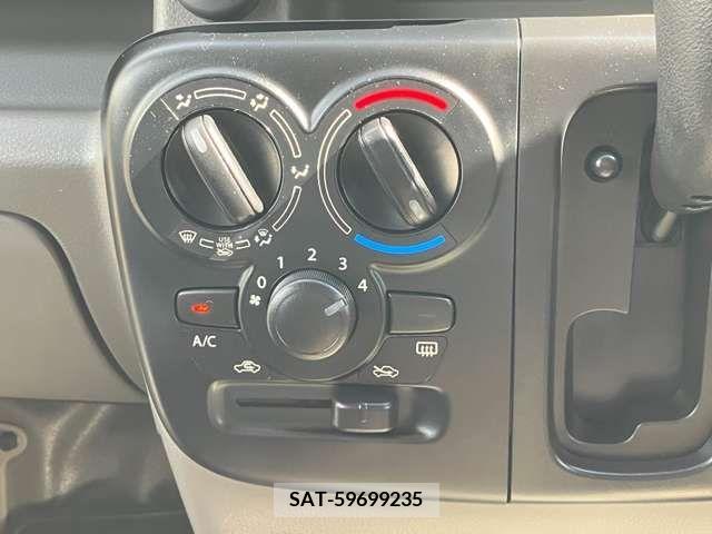 Mitsubishi MINICAB VAN 2017-04 325478-8