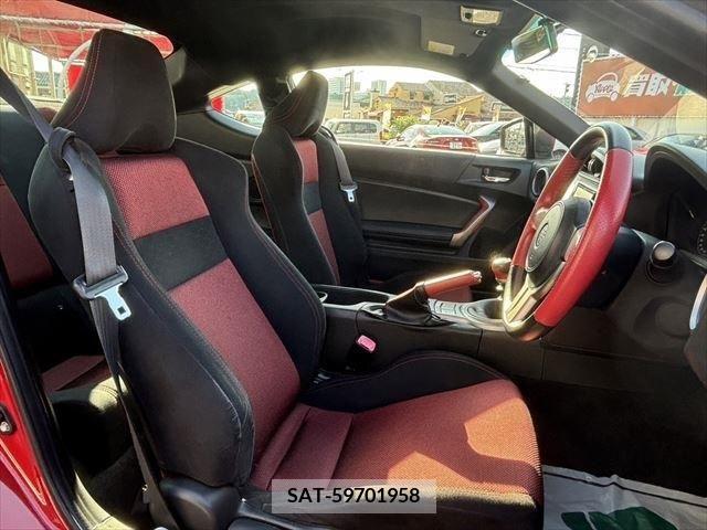 Toyota 86 2012-08 321150-5