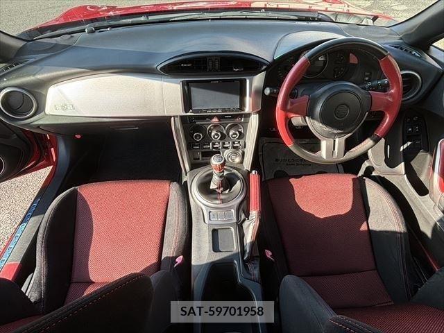 Toyota 86 2012-08 321150-1
