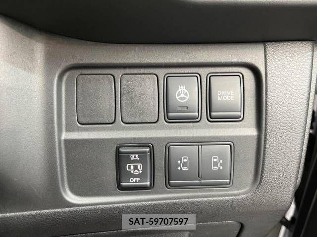 Nissan SERENA 2018-02 284143-5