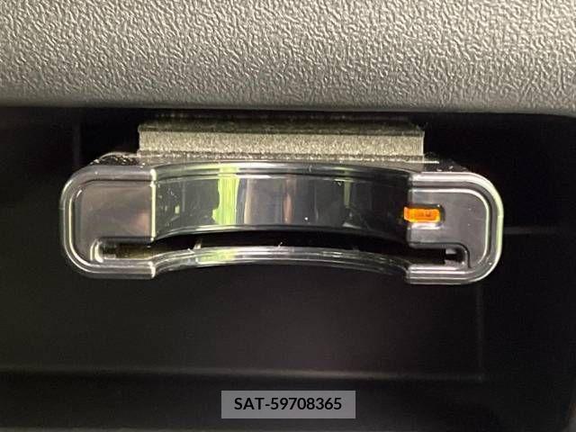 Daihatsu TANTO CUSTOM 2011-12 209825-5