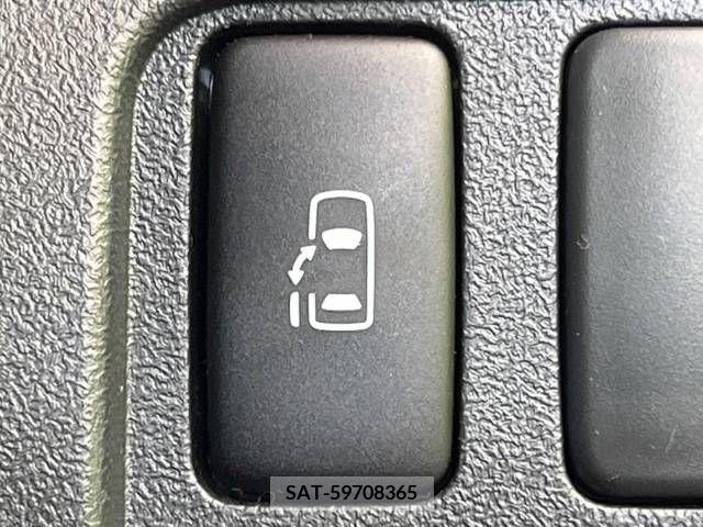 Daihatsu TANTO CUSTOM 2011-12 209825-3