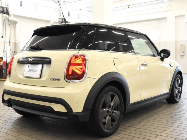 Bmw MINI 2022-01 27751-2