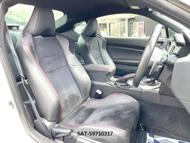Subaru BRZ 2012-04 294328-11