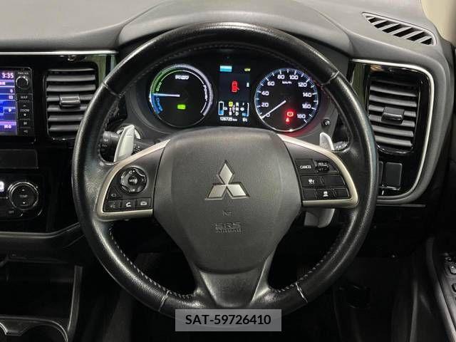 Mitsubishi OUTLANDER PHEV 2014-01 211223-11