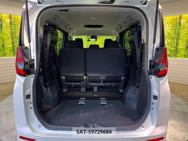 Toyota NOAH 2022-11 336200-11