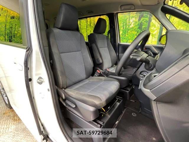 Toyota NOAH 2022-11 336200-8