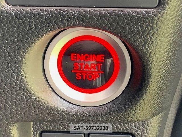 Honda N BOX CUSTOM 2018-03 208853-11