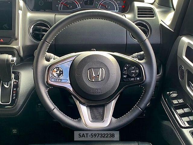 Honda N BOX CUSTOM 2018-03 208853-13