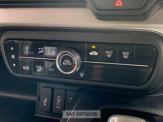 Honda N BOX CUSTOM 2018-03 208853-14