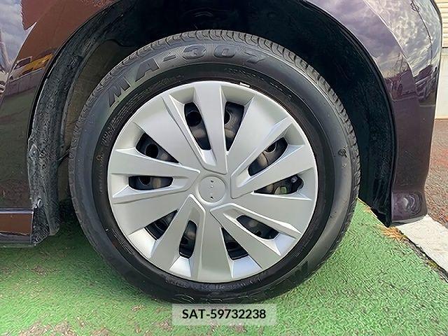 Honda N BOX CUSTOM 2018-03 208853-26