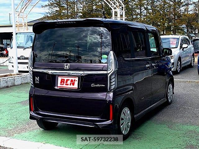 Honda N BOX CUSTOM 2018-03 208853-2