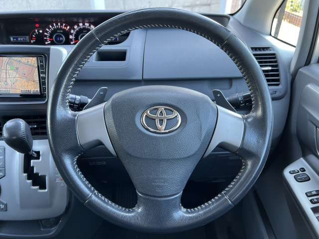 Toyota VOXY 2008-02 9253-12
