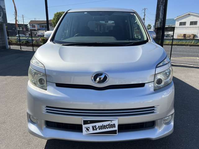 Toyota VOXY 2008-02 9253-2