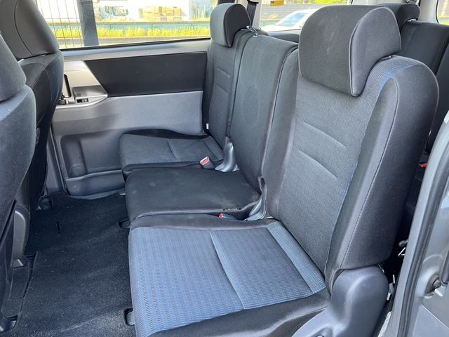 Toyota VOXY 2008-02 9253-17