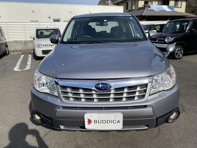 Subaru FORESTER 2011-01 184048-2