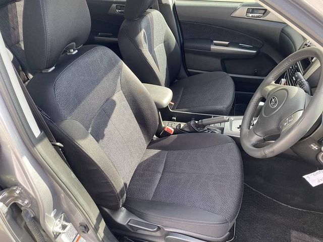 Subaru FORESTER 2011-01 184048-11