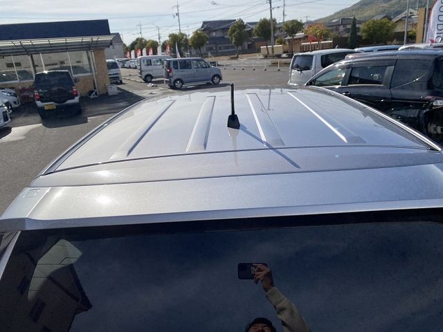 Subaru FORESTER 2011-01 184048-24