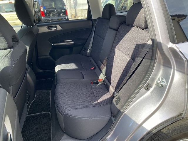 Subaru FORESTER 2011-01 184048-13