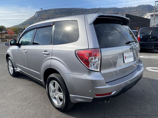 Subaru FORESTER 2011-01 184048-5