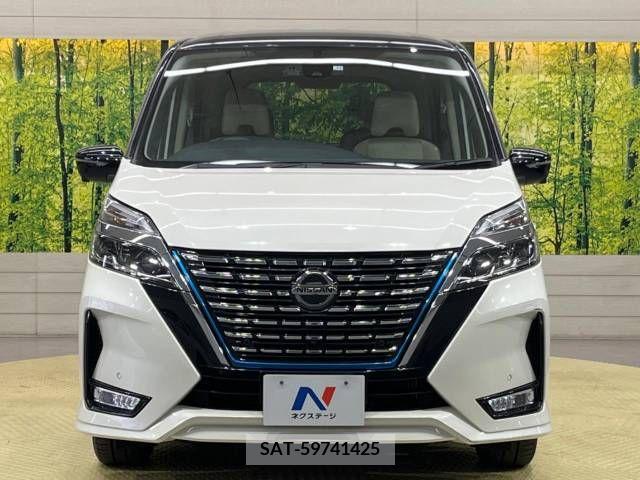 Nissan SERENA 2019-11 227308-15