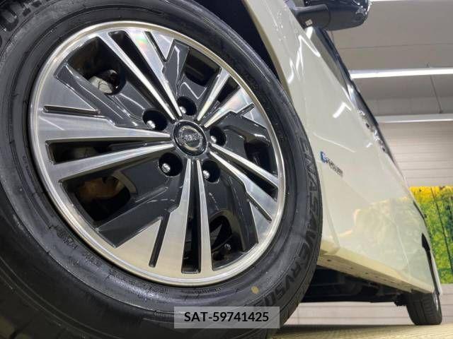 Nissan SERENA 2019-11 227308-14