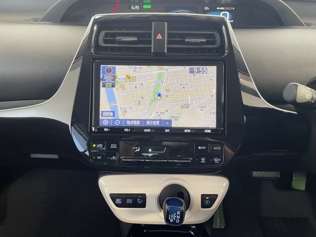 Toyota PRIUS 2018-11 21038-12