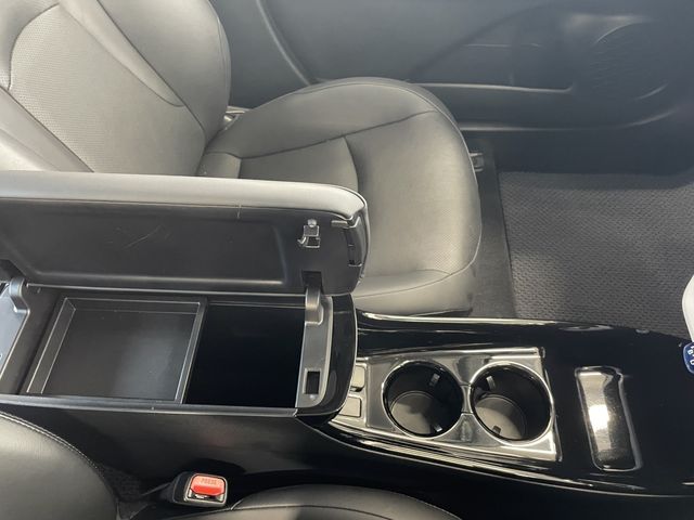 Toyota PRIUS 2018-11 21038-16