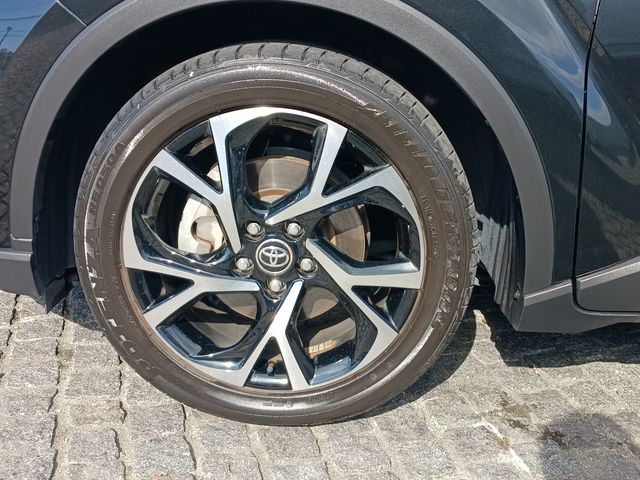 Toyota C-HR 2020-07 194890-7