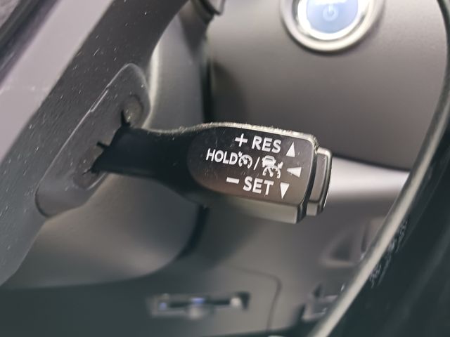 Toyota C-HR 2020-07 194890-20
