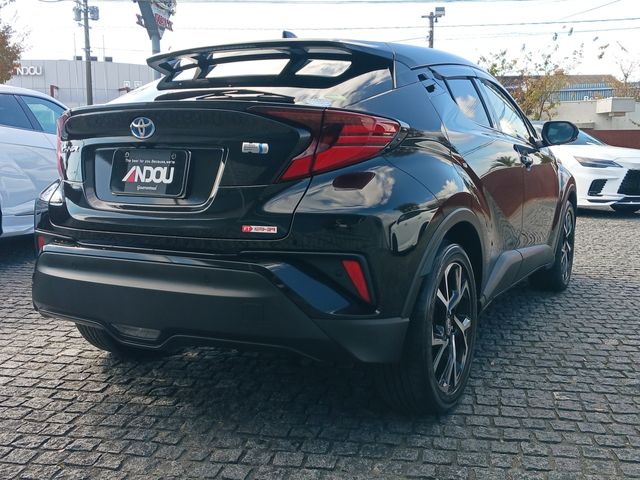 Toyota C-HR 2020-07 194890-6