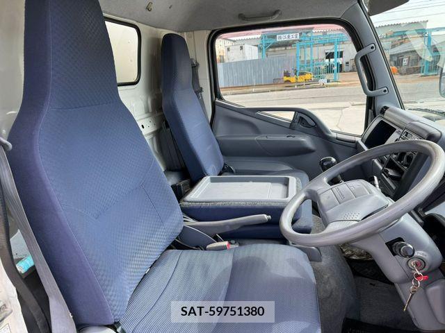 Mitsubishi CANTER 2009-03 302601-2