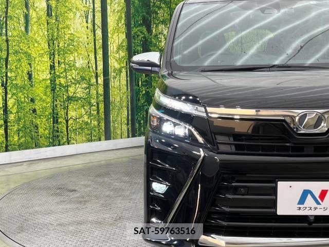 Toyota VOXY 2019-03 223974-12